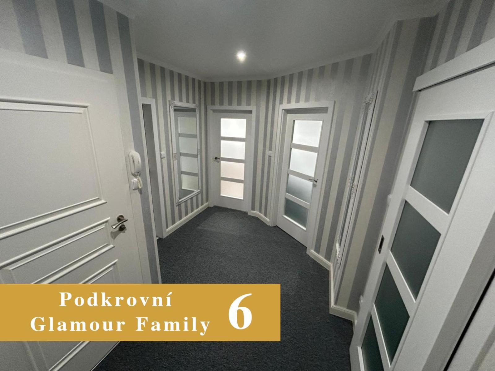 Efipa Glamour Apartments Плзень Екстер'єр фото