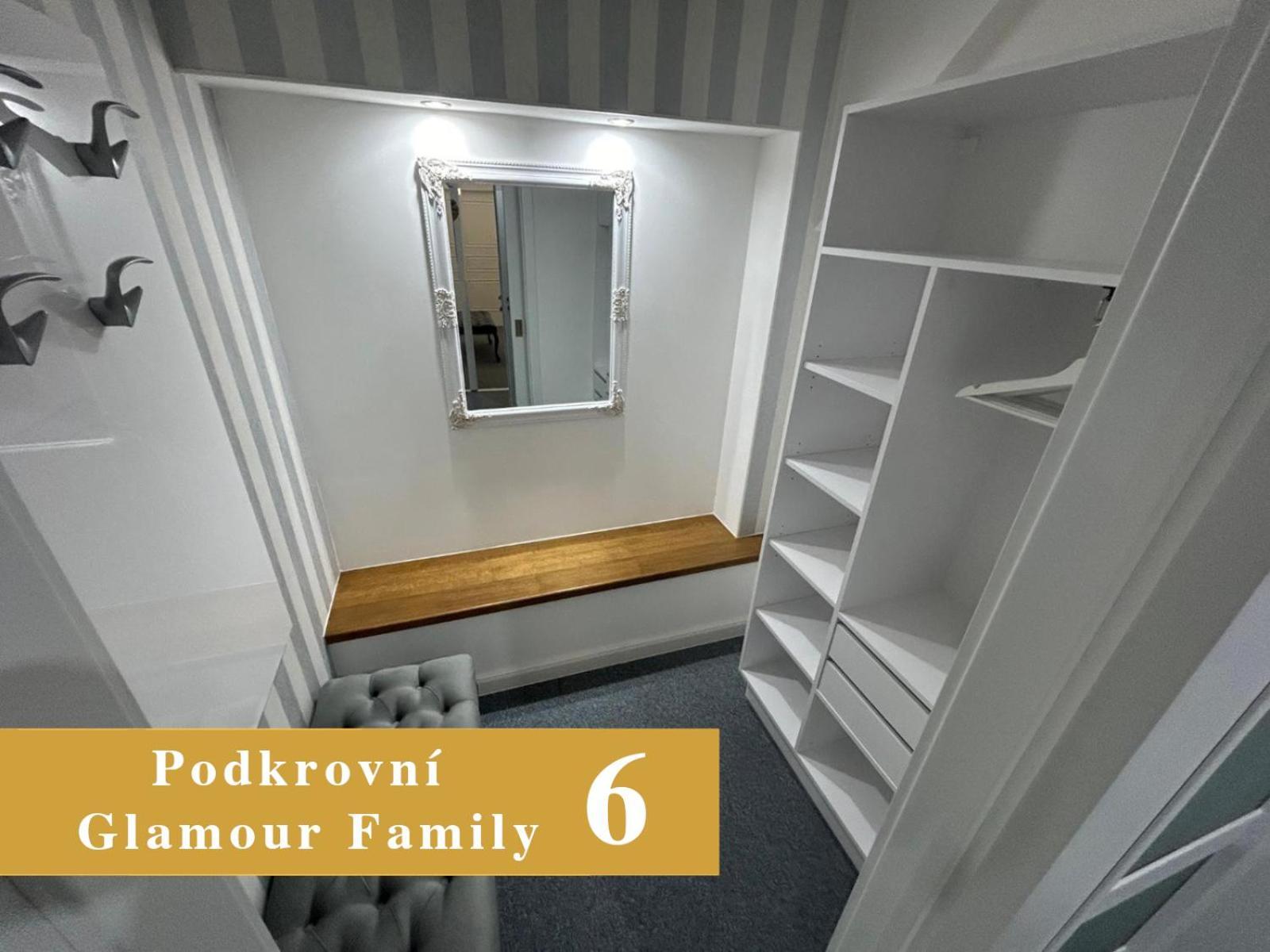 Efipa Glamour Apartments Плзень Екстер'єр фото