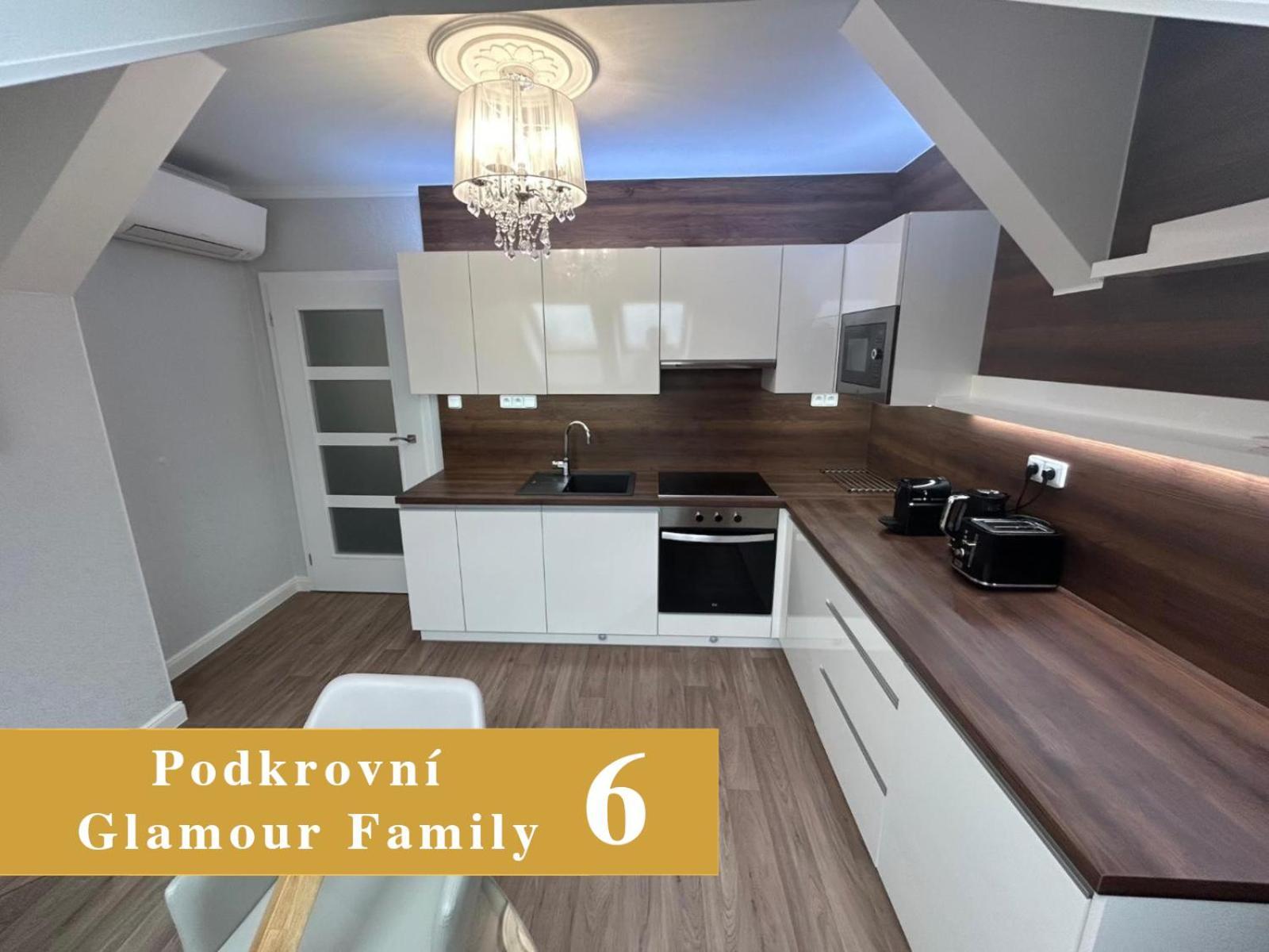Efipa Glamour Apartments Плзень Екстер'єр фото