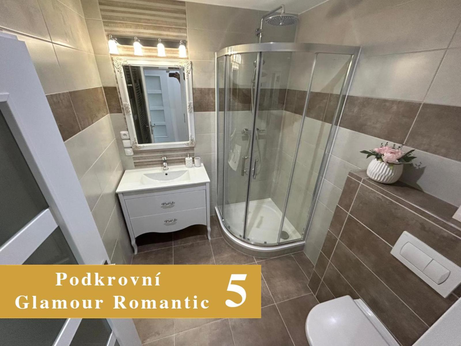 Efipa Glamour Apartments Плзень Екстер'єр фото