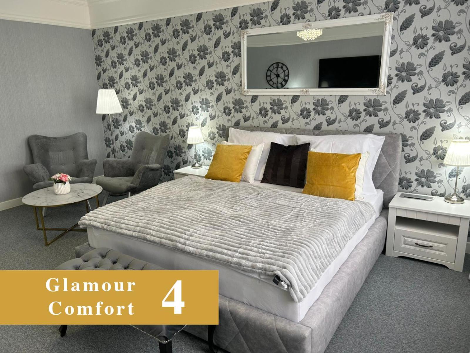 Efipa Glamour Apartments Плзень Екстер'єр фото