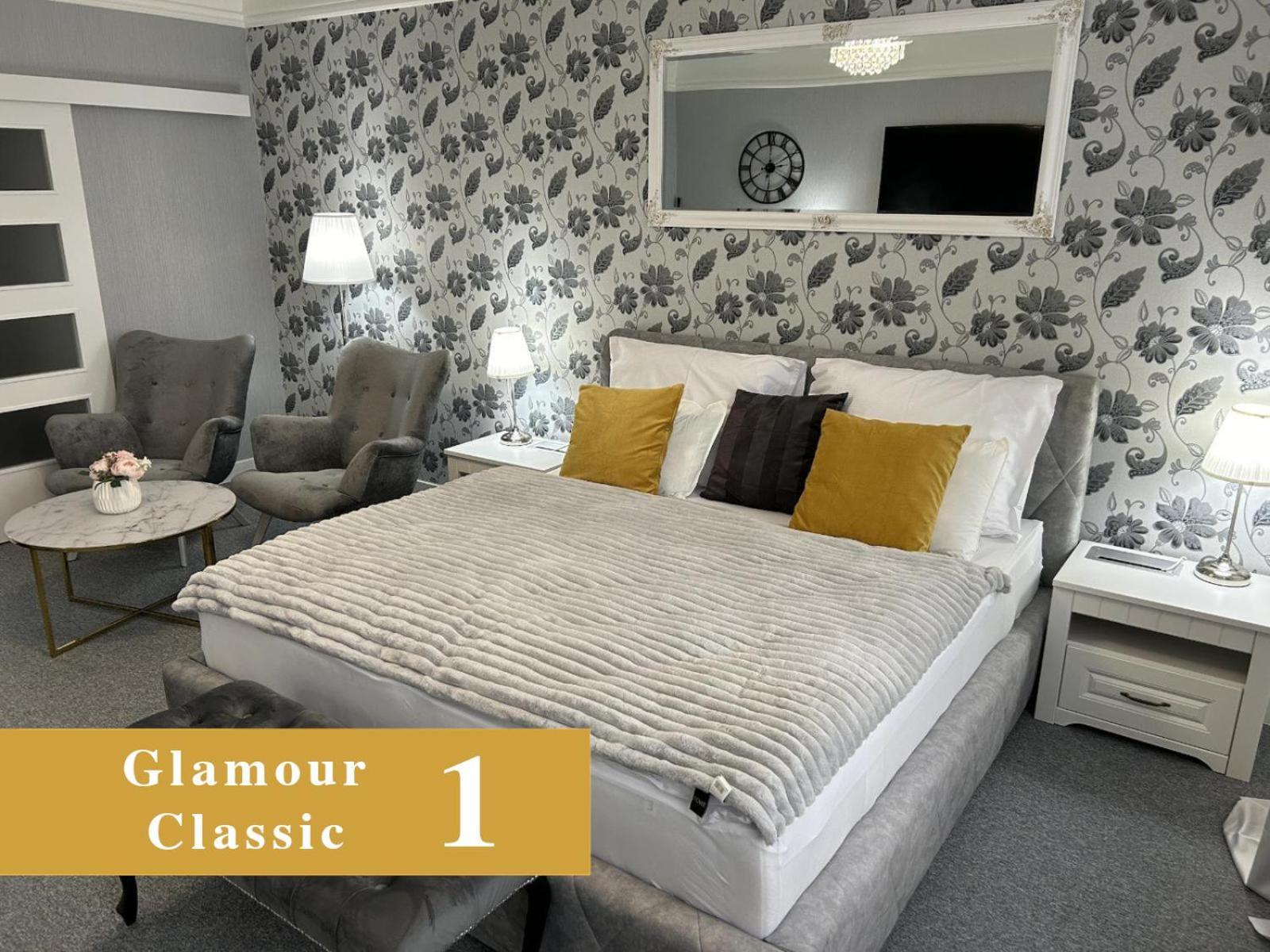 Efipa Glamour Apartments Плзень Екстер'єр фото